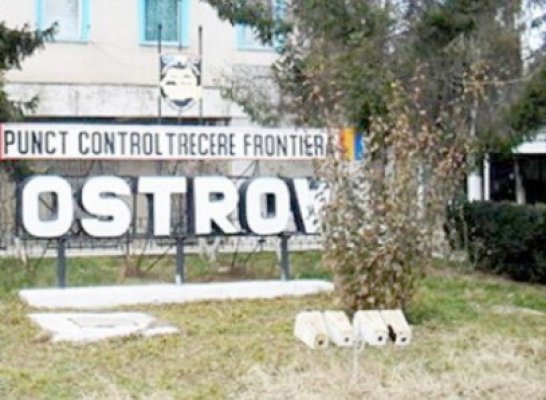 Mazda cu ITP fals, descoperit în Ostrov